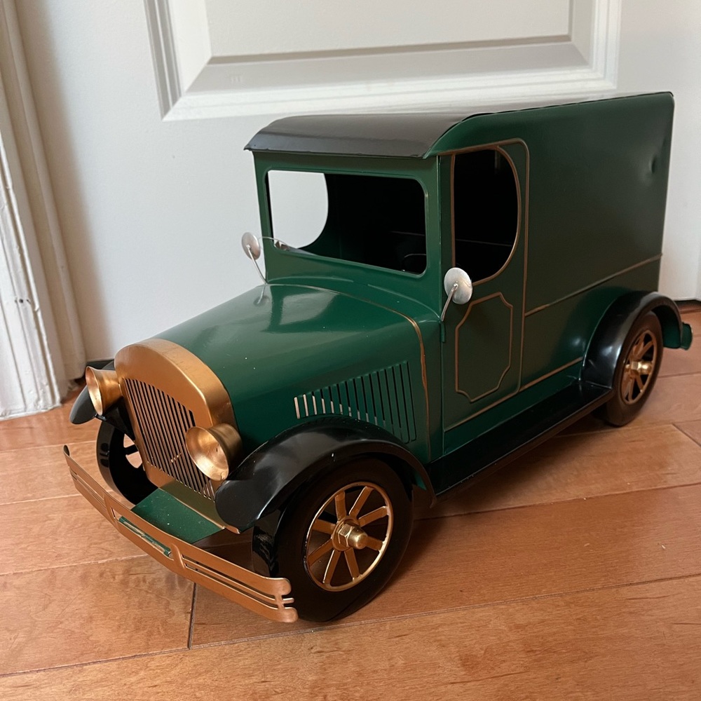 Christmas-Green Delivery Truck Christmas Decoration